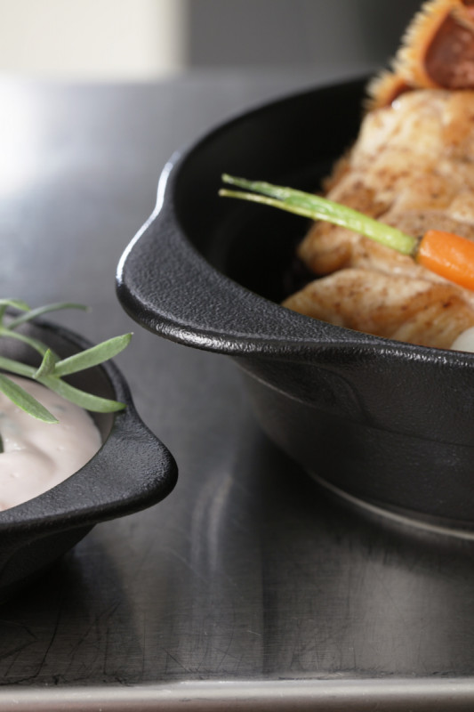 Plat ovale gris porcelaine vitrifiée 45,3x25 cm Chefs Fusion Rak