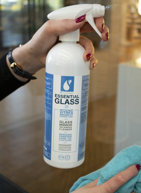 Nettoyant vitres, miroirs et surfaces lisses 750 ml Kleaning Essentials