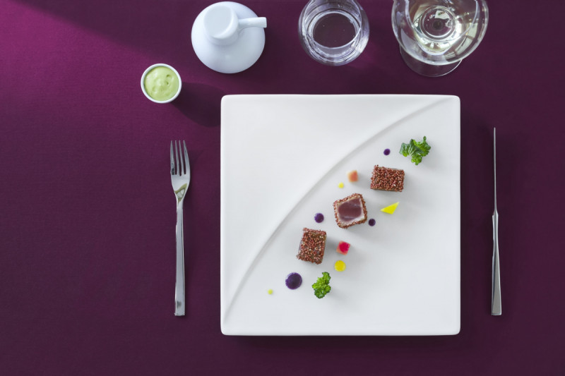 Assiette plate carré blanc porcelaine vitrifiée 27x27 cm Moon Rak