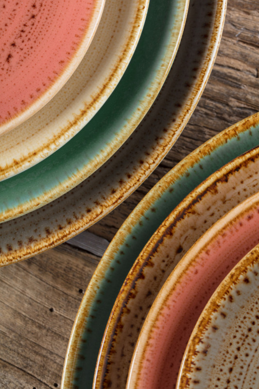 Plat ovale bleu porcelaine vitrifiée 36 cm Twirl Rak