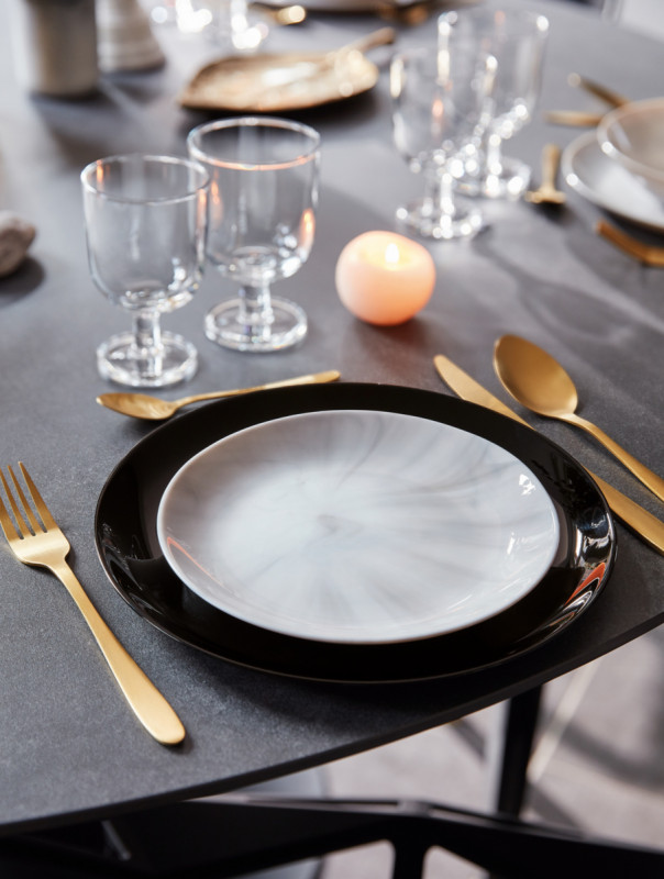 Assiette coupe plate rond noir verre trempé Ø 27 cm Diwali Luminarc