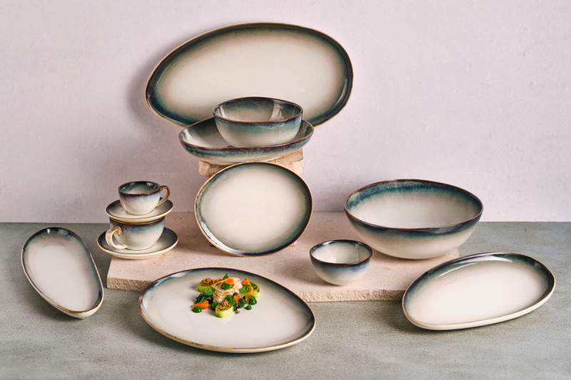 Assiette plate ovale blanc porcelaine 30x23 cm Akoya Proof