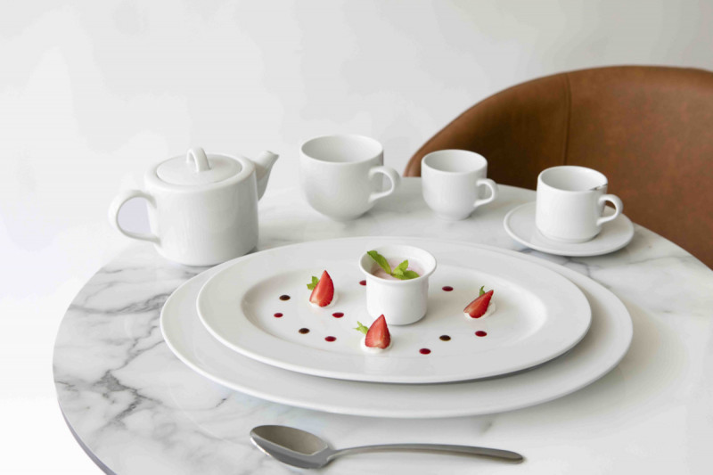 Assiette plate ovale blanc porcelaine 32x23 cm Presto Accolade