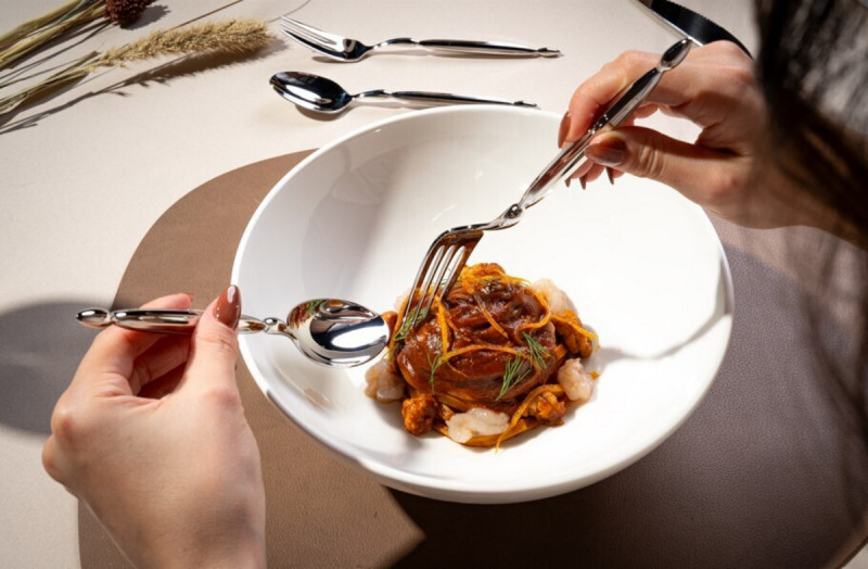 Couteau à steak droit 25,13 cm Aphea Rak